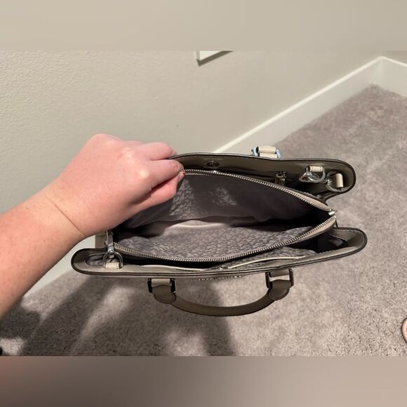 Authentic Michael Kors Handbag with Crossbody Strap - Picture 7 of 15